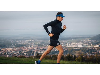 Compressport 3D Thermo UltraLight Racing Hoodie (Velikost XL, Barva černá)