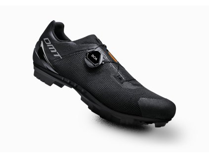 DMT DMT Cyklistické tretry KM4 Black/Black (Velikost 37)
