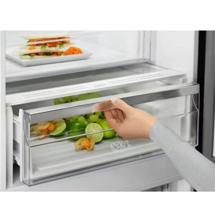 Electrolux 800 Cooling 360 LNT7ME36G2