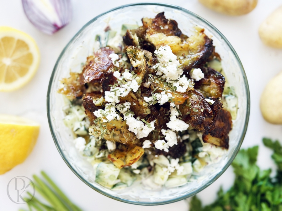 Smashed potato salát