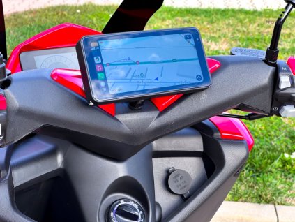 Monitor 6,25" na motocykl, 2x kamery, TMPS, GPS, CarPlay, Android auto 139 76