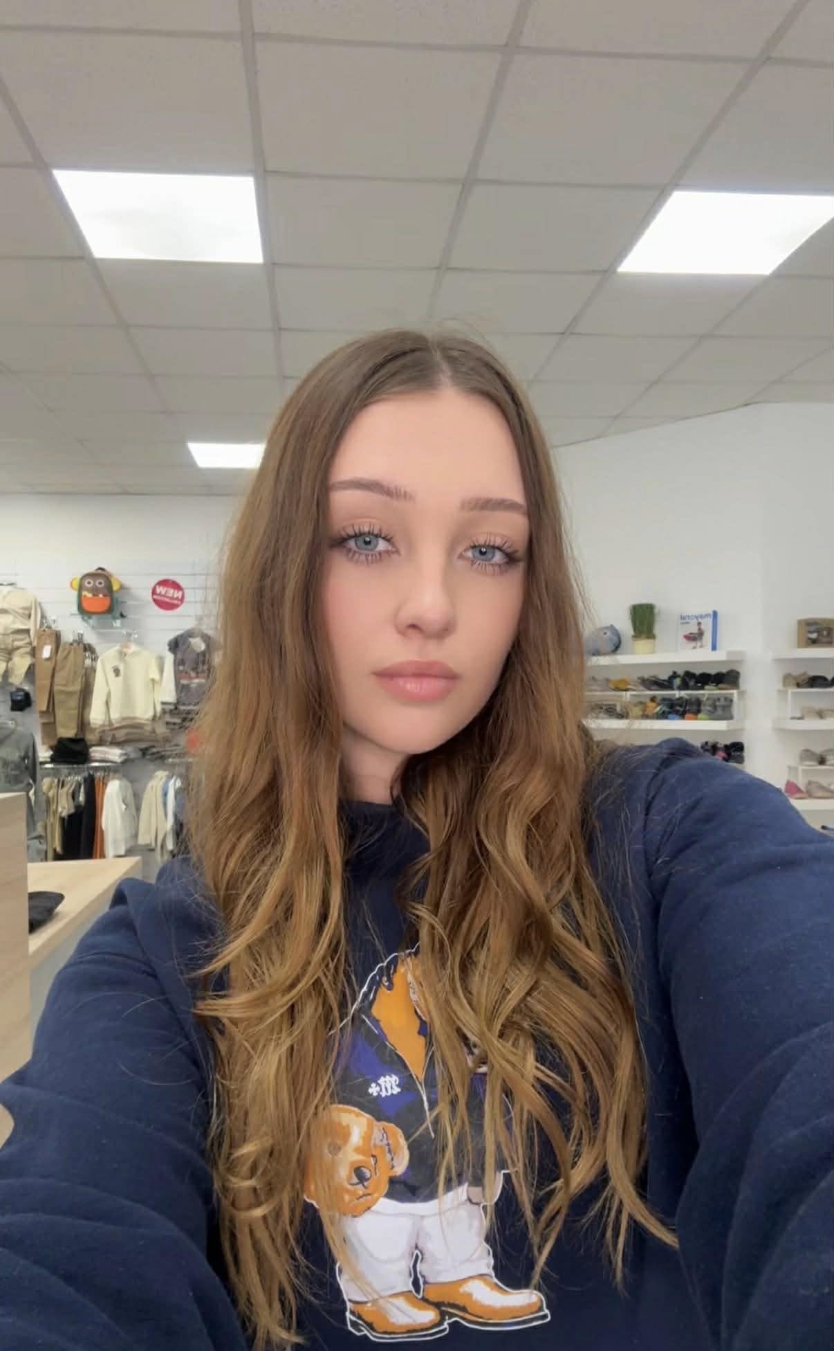 590975068_32979918624940083_584476987163658971_n