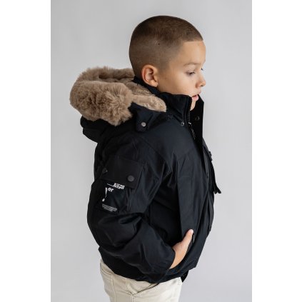 Chlapčenská zimná bunda s kapucňou (Veľkosť 122/128)