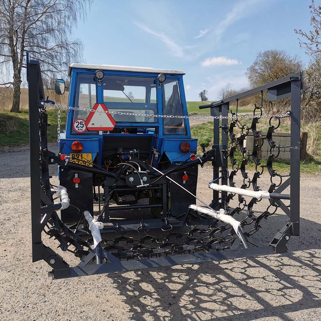 Ukázky montáže čelních nakladačů