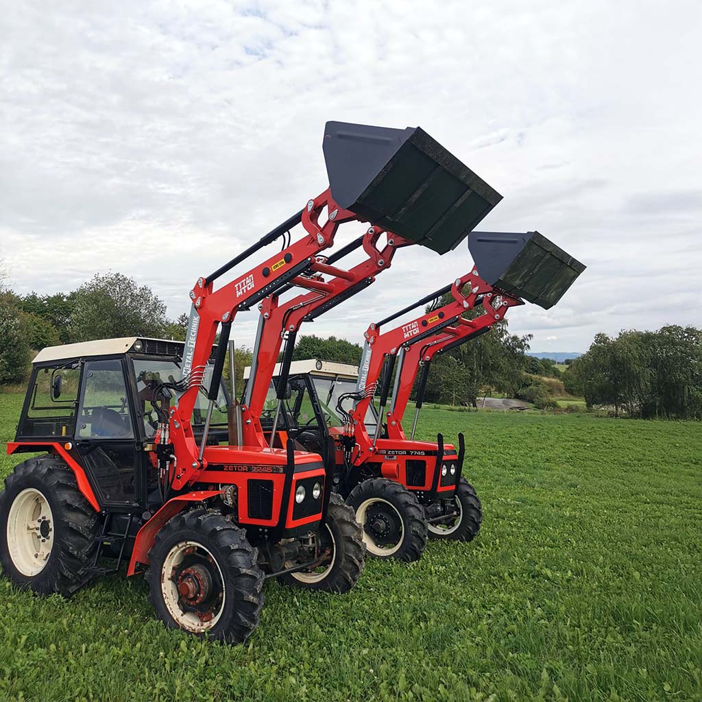 Ukázky montáže čelních nakladačů