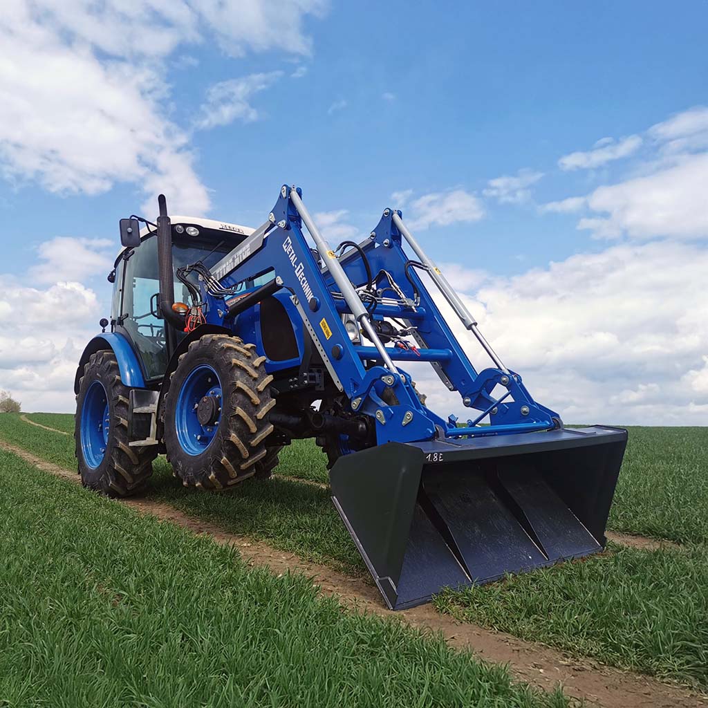 Ukázky montáže čelních nakladačů