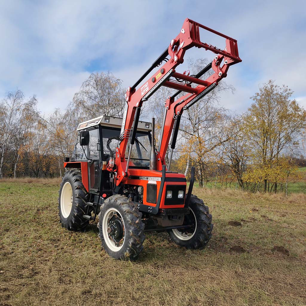 Ukázky montáže čelních nakladačů