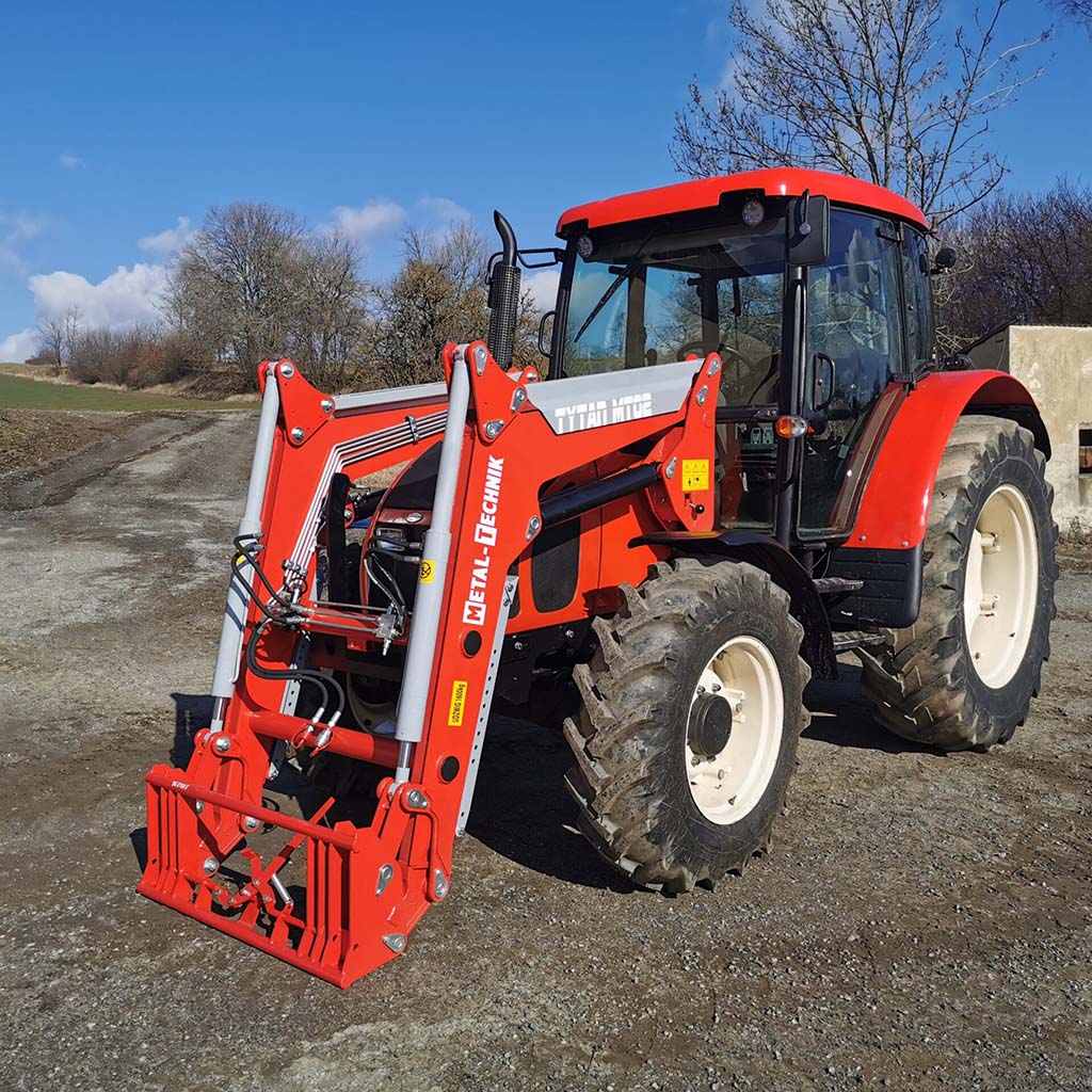 Ukázky montáže čelních nakladačů