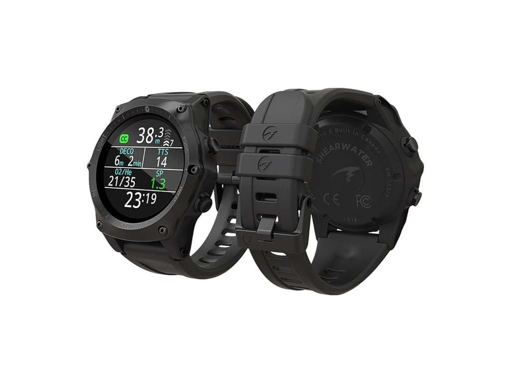 Pohľad na ergonomické rozmiestnenie ovládacích tlačidiel a zadné puzdro s gravírovanými certifikačnými údajmi EN 13319.