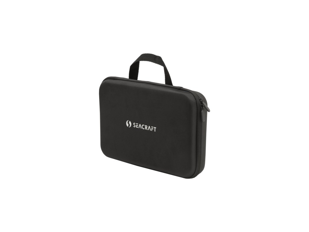 Exteriérový profil puzdra s viditeľnou semi-rigidnou štruktúrou EVA peny a ochranným nylonom s logom Seacraft.