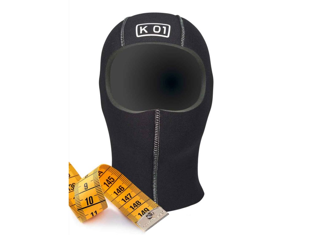 Metodika merania obvodu hlavy pre precízne určenie veľkosti, eliminujúca nežiaduci 'dead space' pod kuklou.