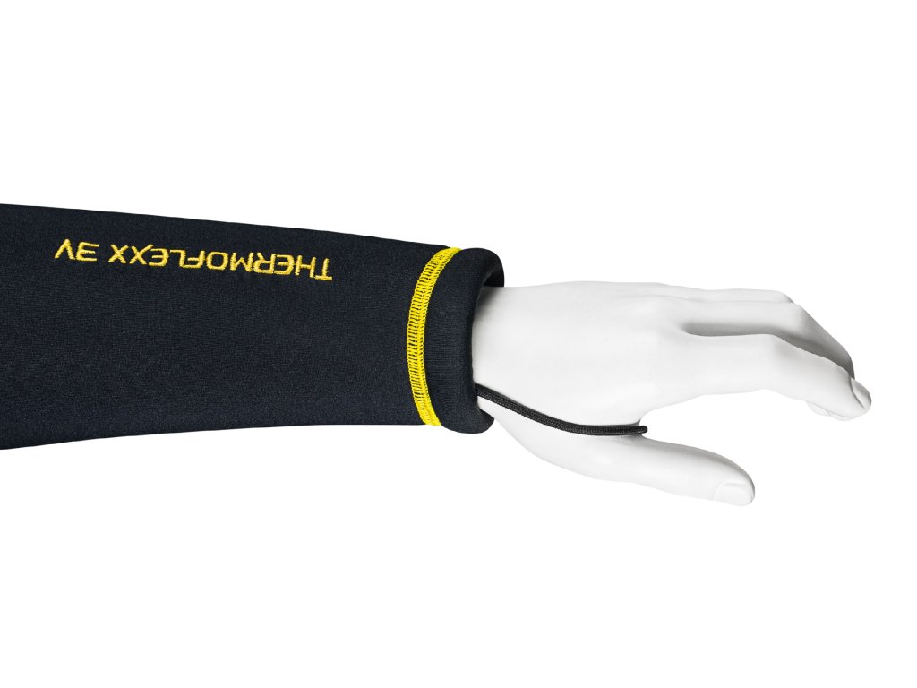 Zakončenie rukávov s nízkoprofilovou gumičkou na palec, navrhnutou pre hladké prevlečenie cez manžety suchého obleku.