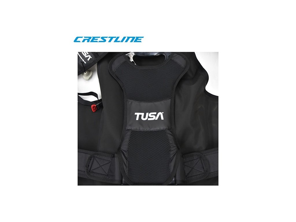 Detail chrbtovej sekcie s polstrovaním a bedrovým systémom Ultimate Stabilizing Harness pre fixáciu fľaše a redukciu jej pohybu.