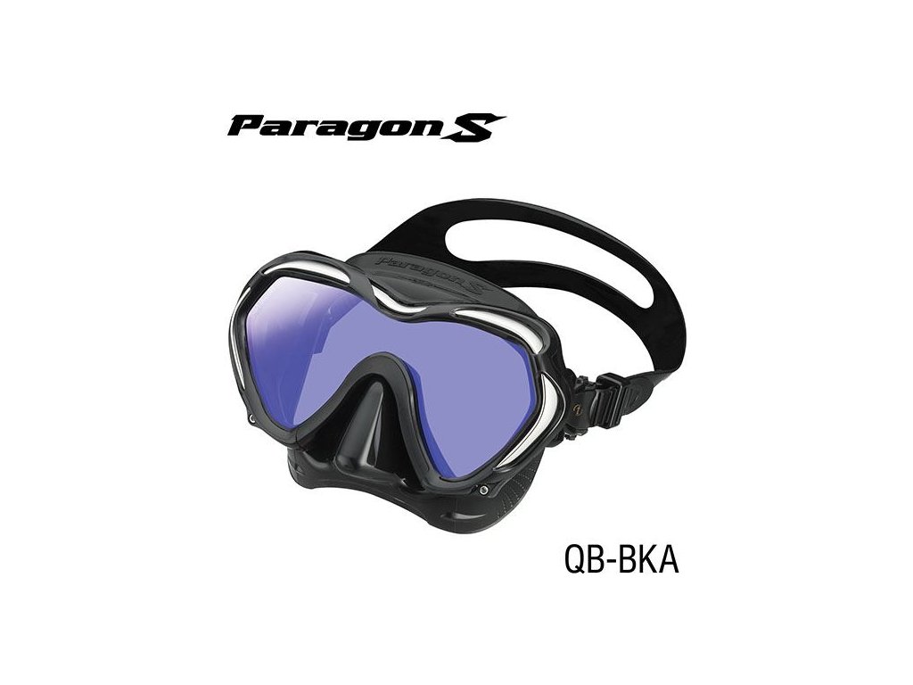 Variant QB-BKA v celočiernom prevedení s matným silikónom, minimalizujúcim vnútorné odlesky v optickom priestore.