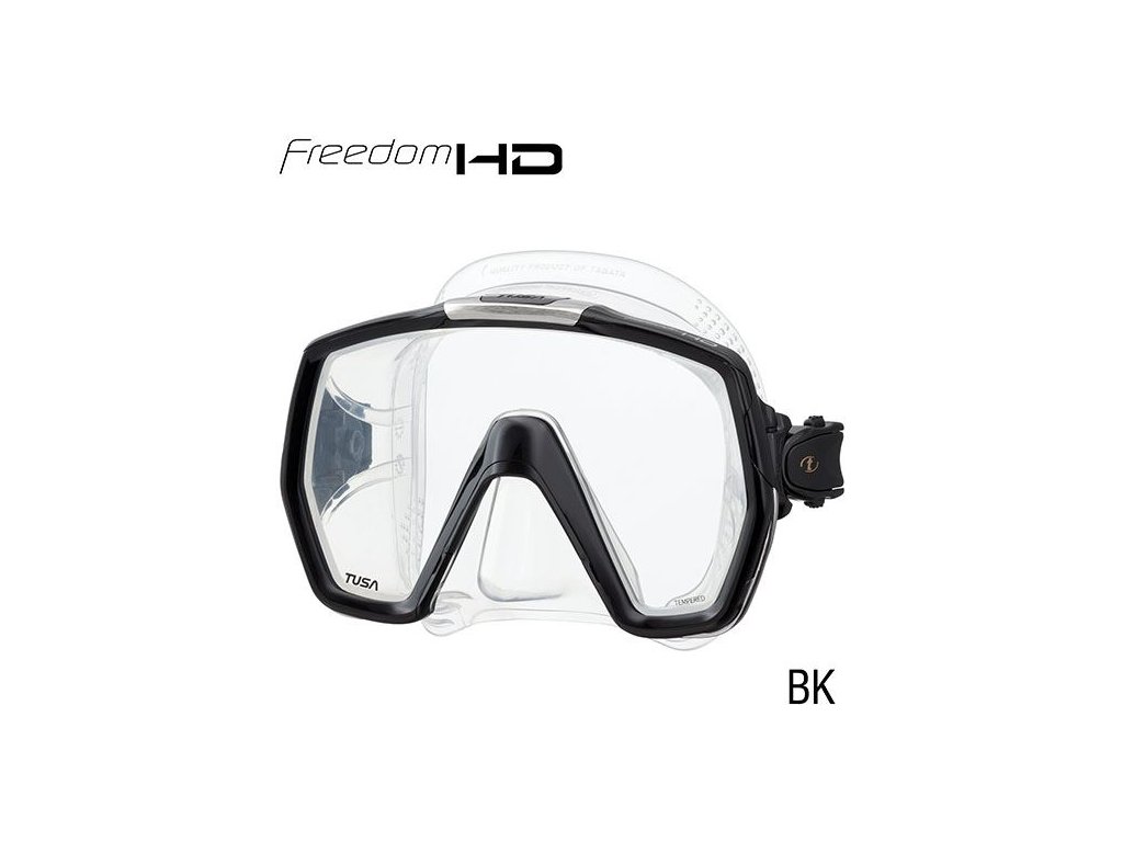 Ergonómia nosového vrecka navrhnutá pre jednoduchú ekvalizáciu stredoušia aj v hrubých neoprénových rukaviciach.