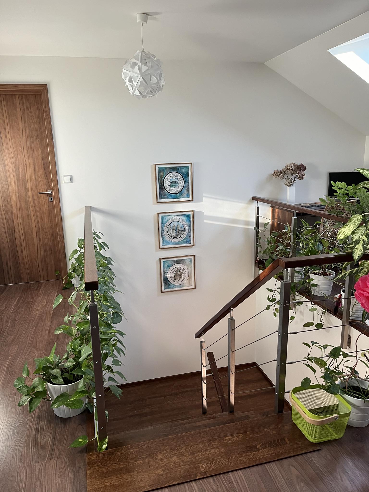 28c777c1-86de-432c-bb0c-2c552b897b54