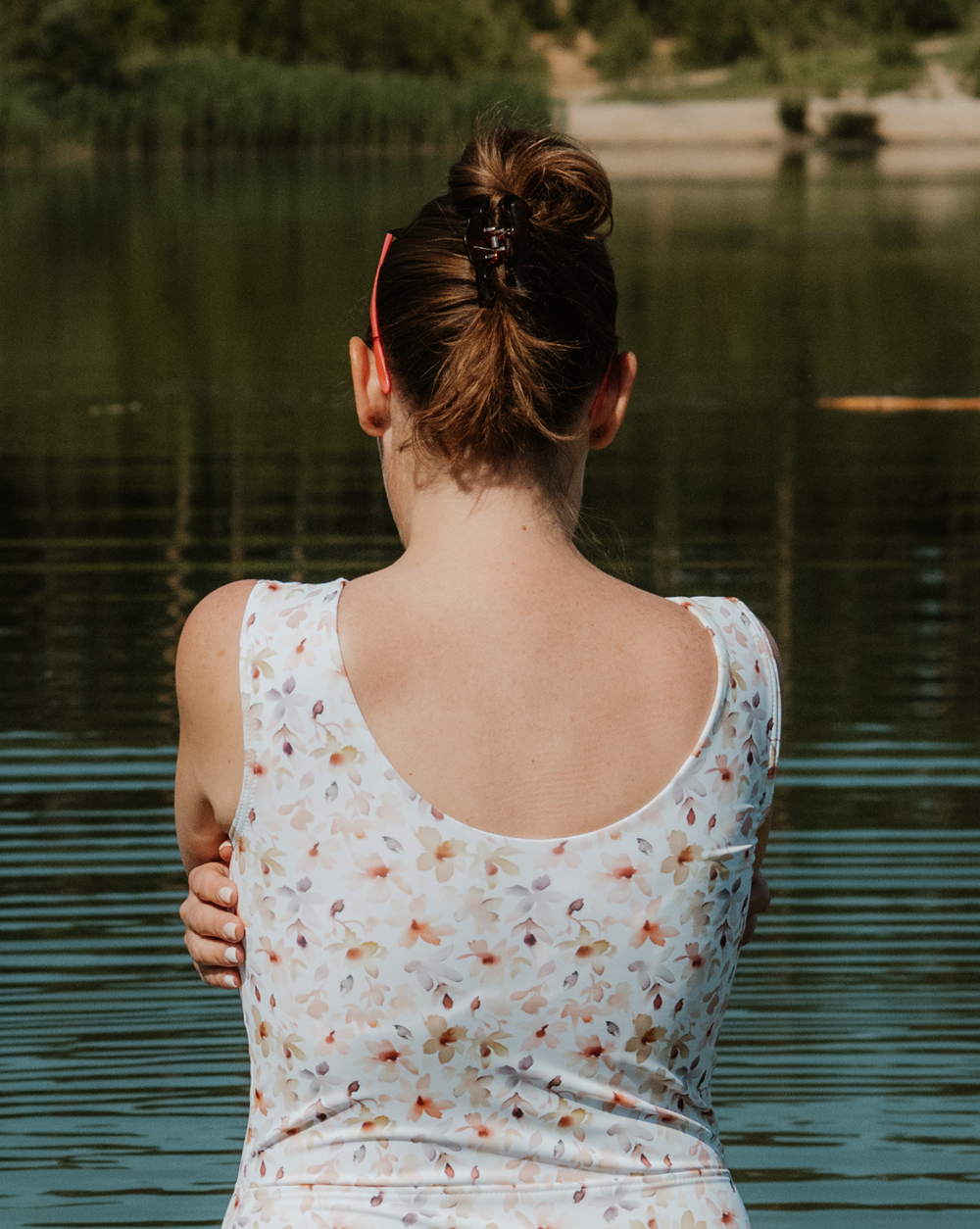 Jednodílné plavky bez rukávu