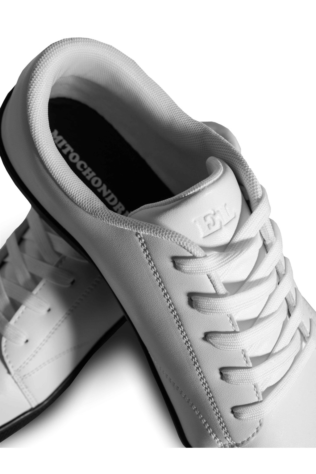 Uziemiające obuwie barefoot Mitochondriak