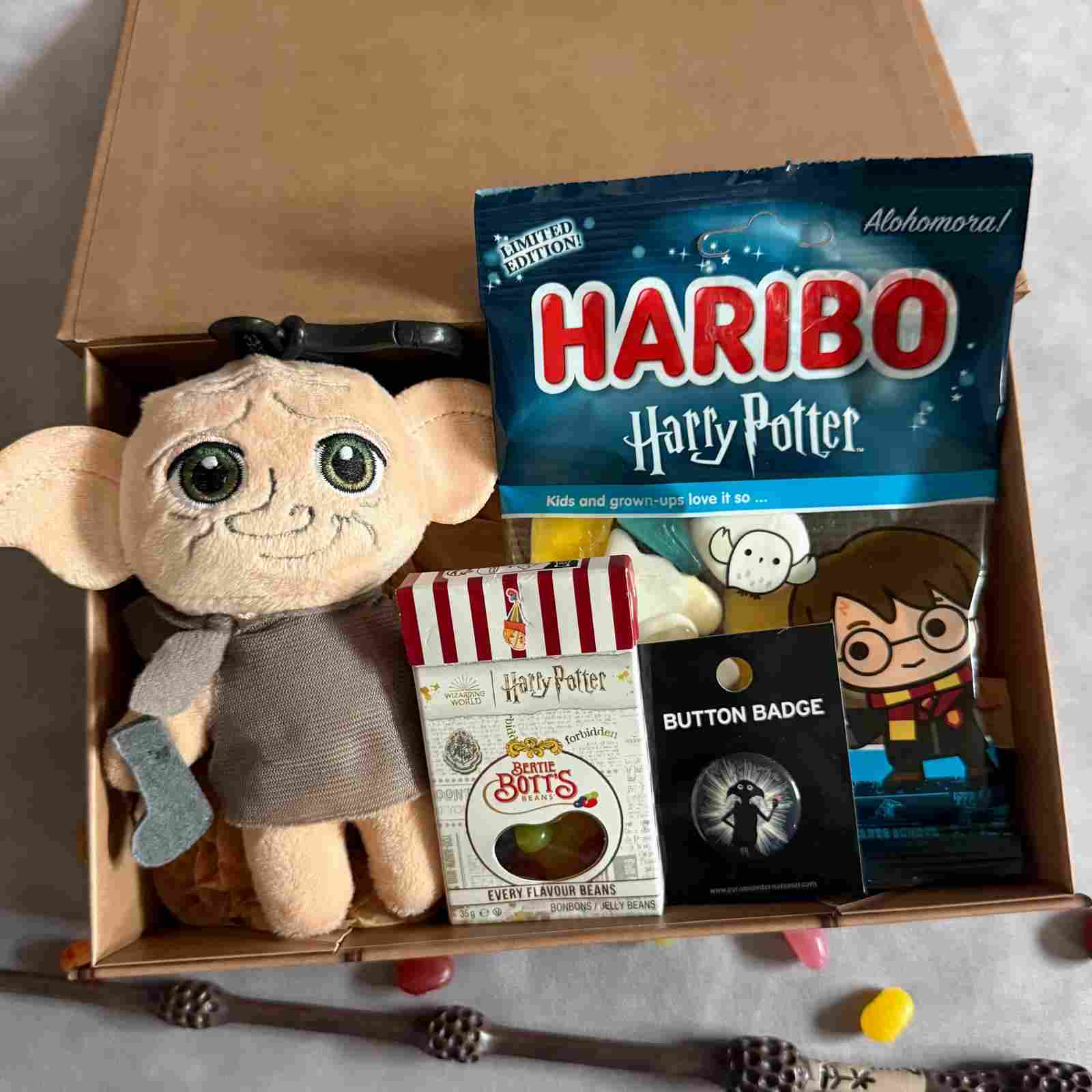 Harry Potter Dobbyho darčekový kufrík Rokfortský kufrík s mašľou — Svetkuziel.sk