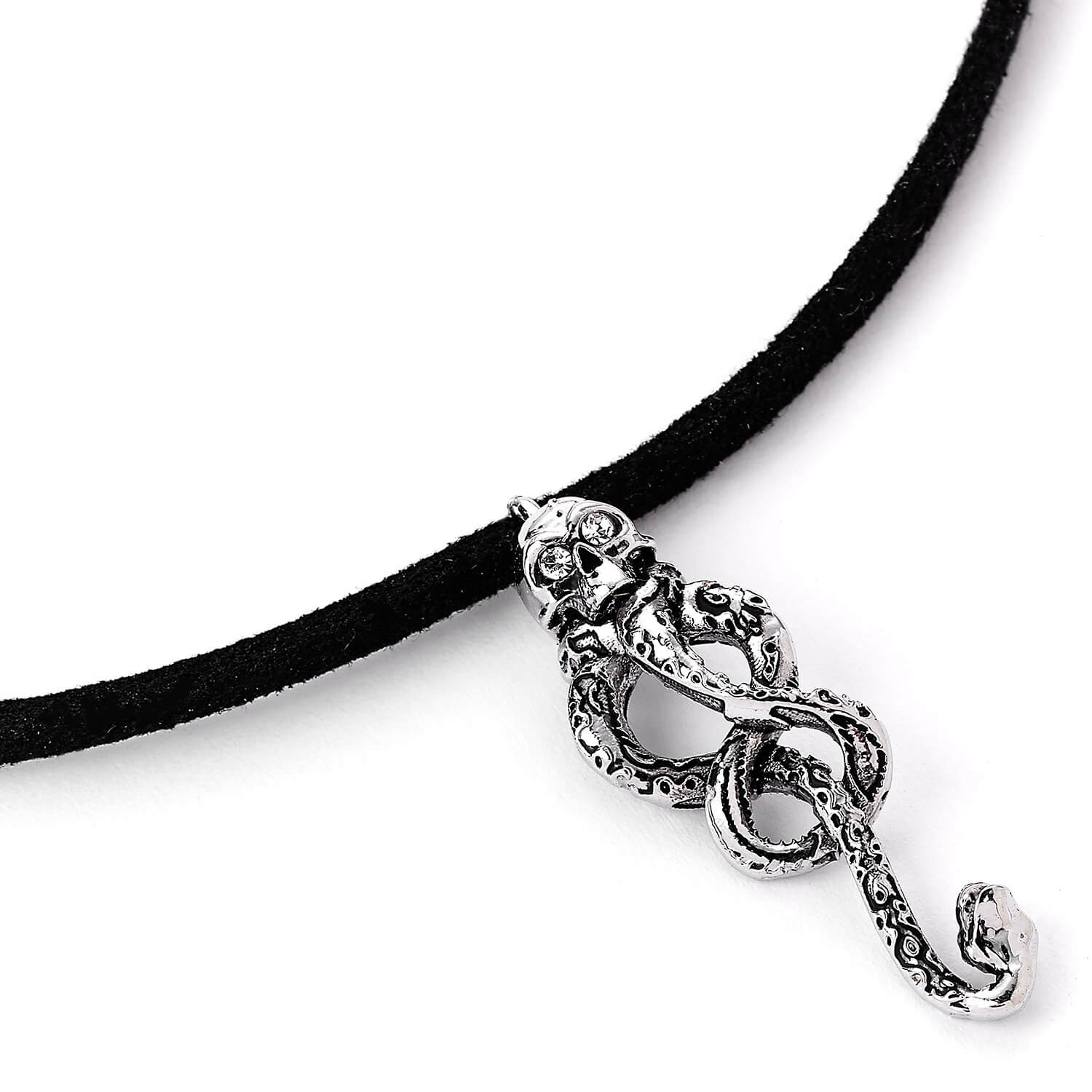 Harry Potter Znamenie zla choker detail strieborný prívesku temná estetika Slizolin licencia WB