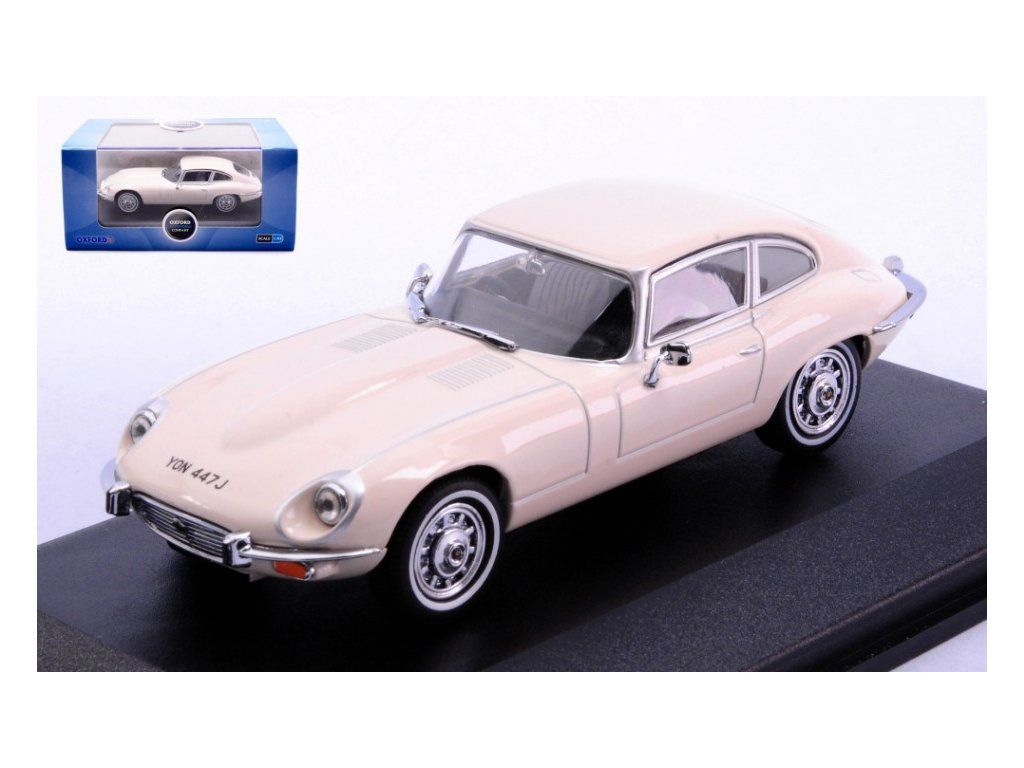 0078128 jaguar e type coupe v12 light beige 1 43