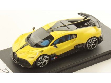 0082024 bugatti divo glossy yellow 1 43