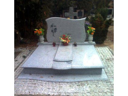 Hloubková péče-dvojhrob