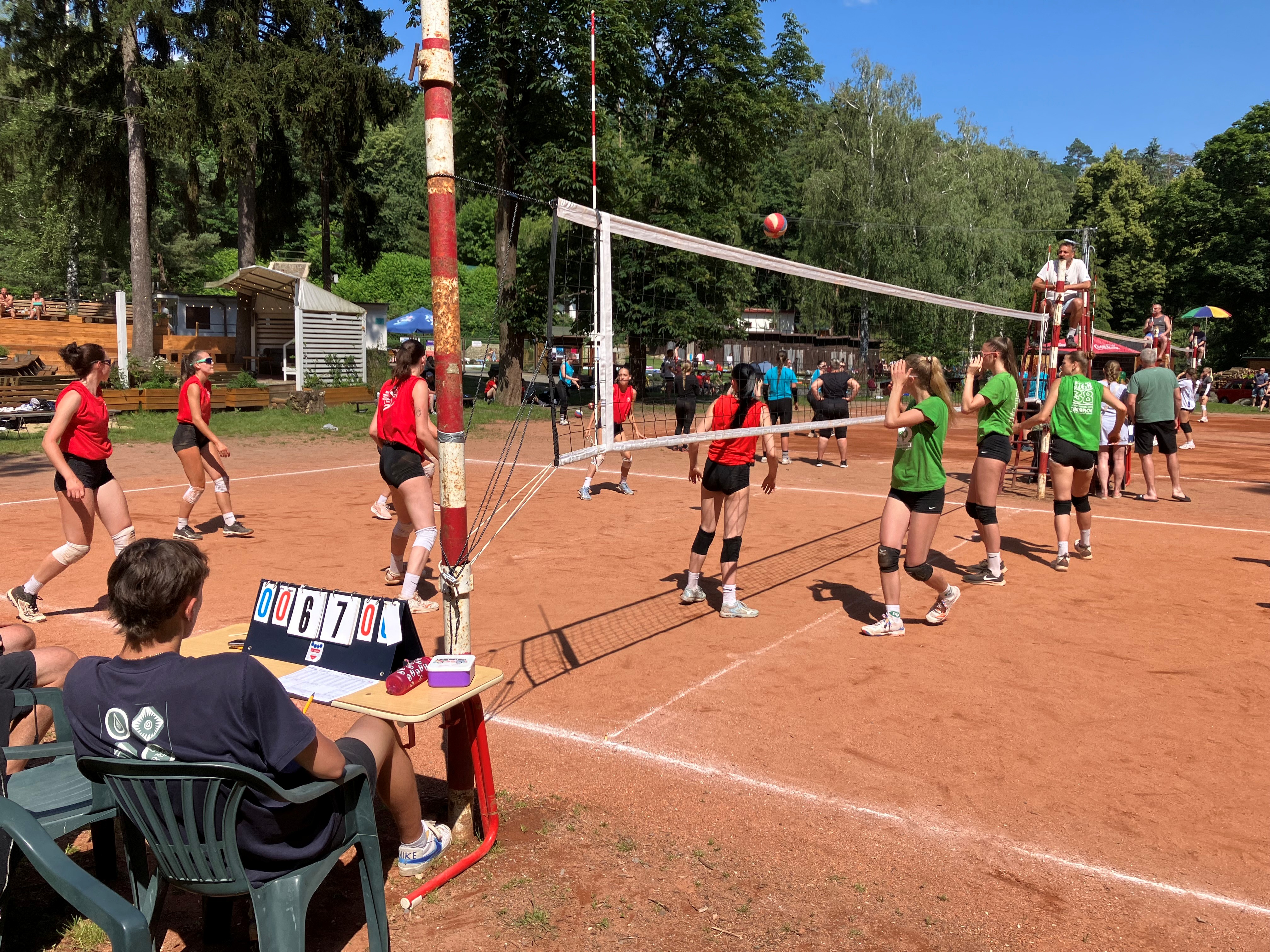 Zápas na tradičním turnaji juniorek v Lulči 2026