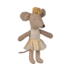 COLOURBOX69924897 png