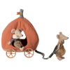 COLOURBOX68268339 png