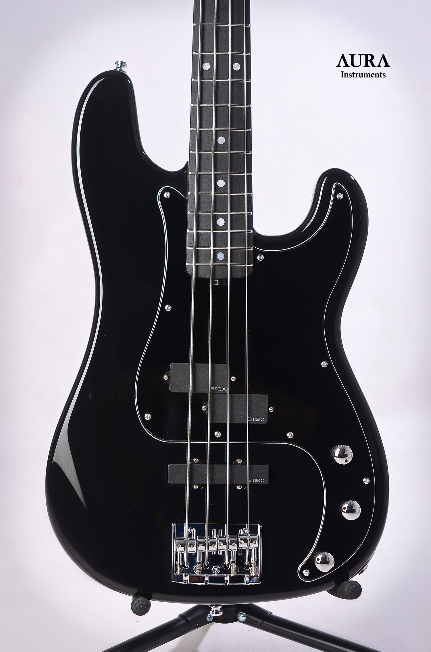 Aura Bass SH detail 7