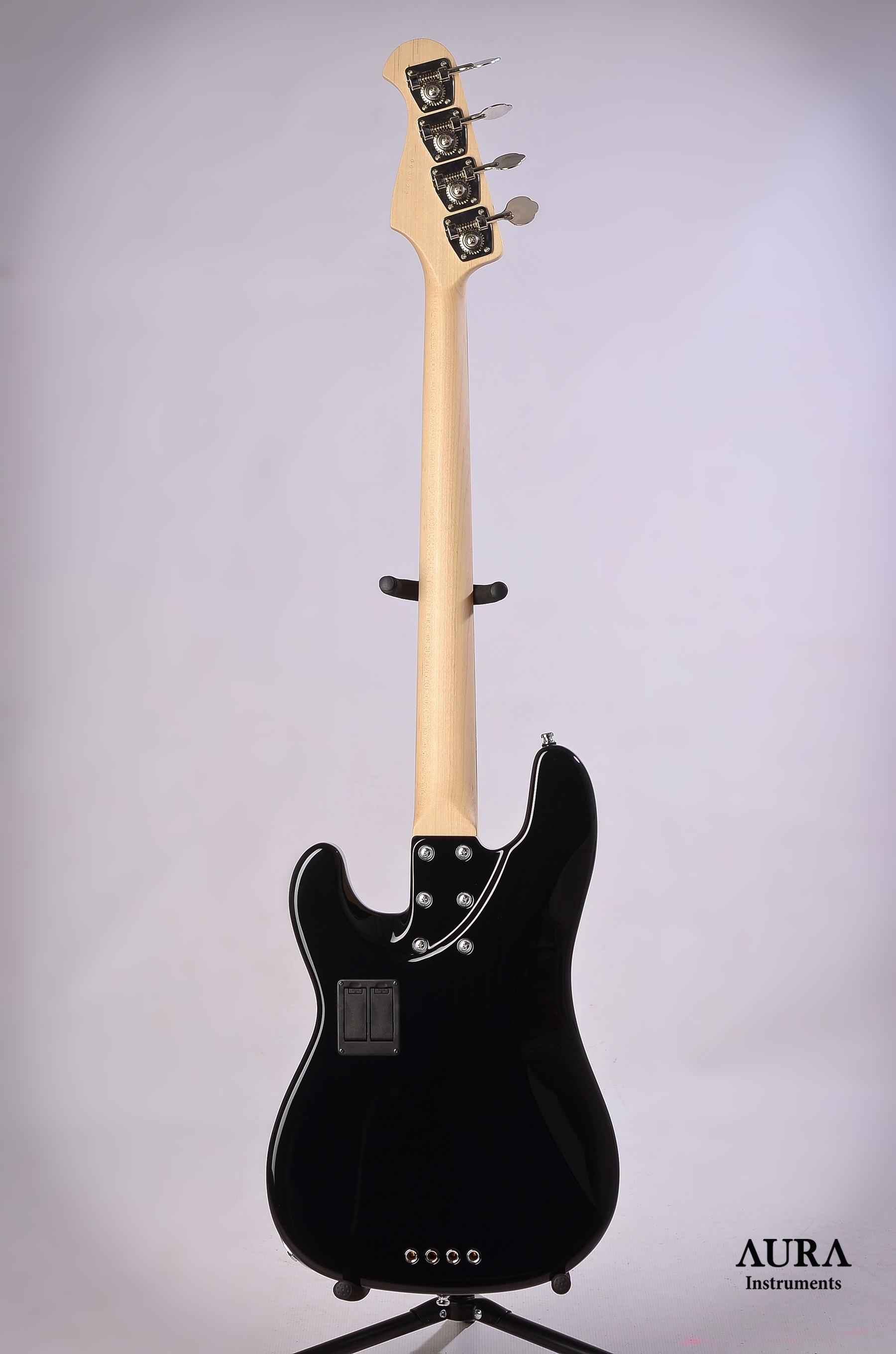 Aura Bass SH detail 1