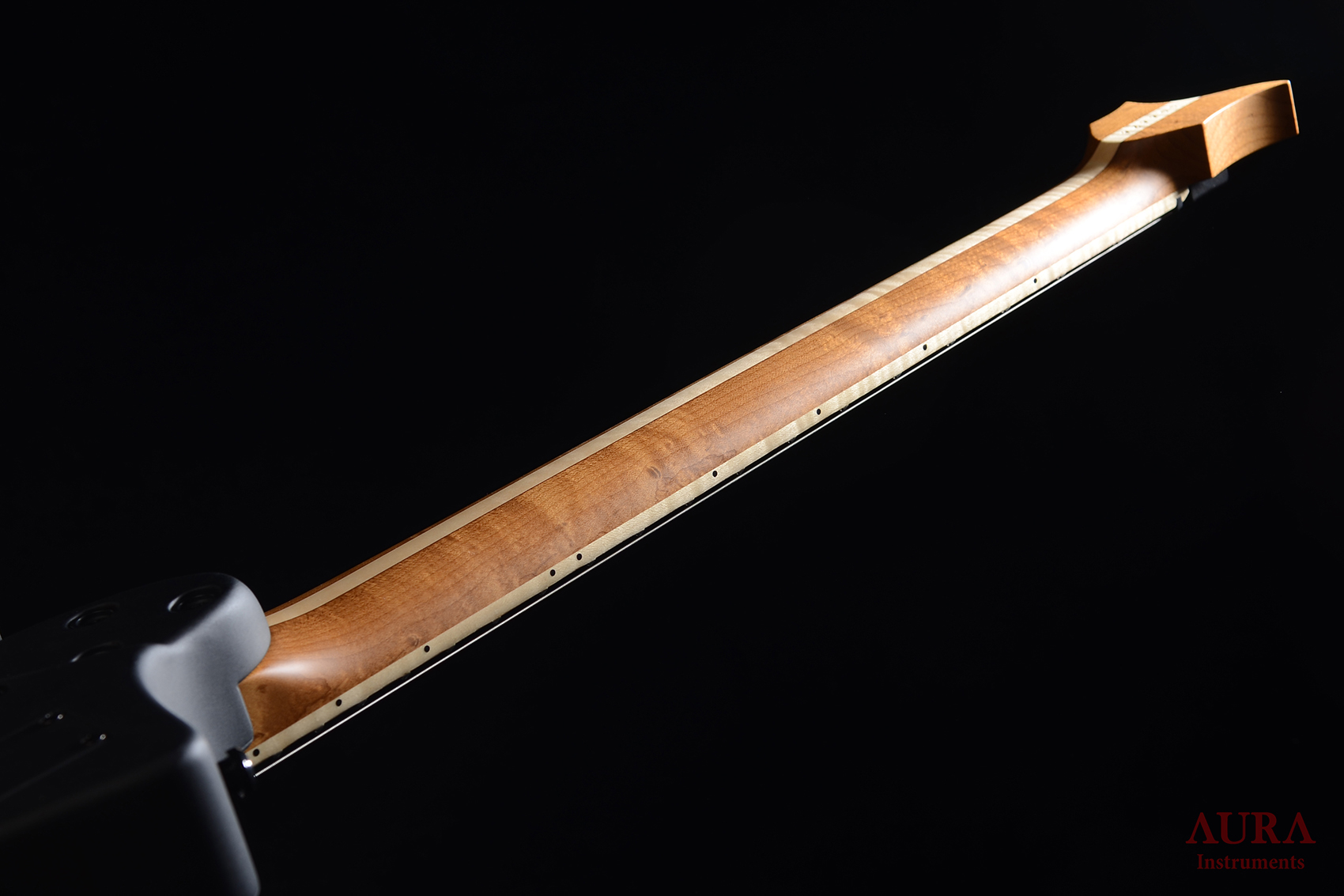 Handmade Aura Headless Explorer Guitar detail 11