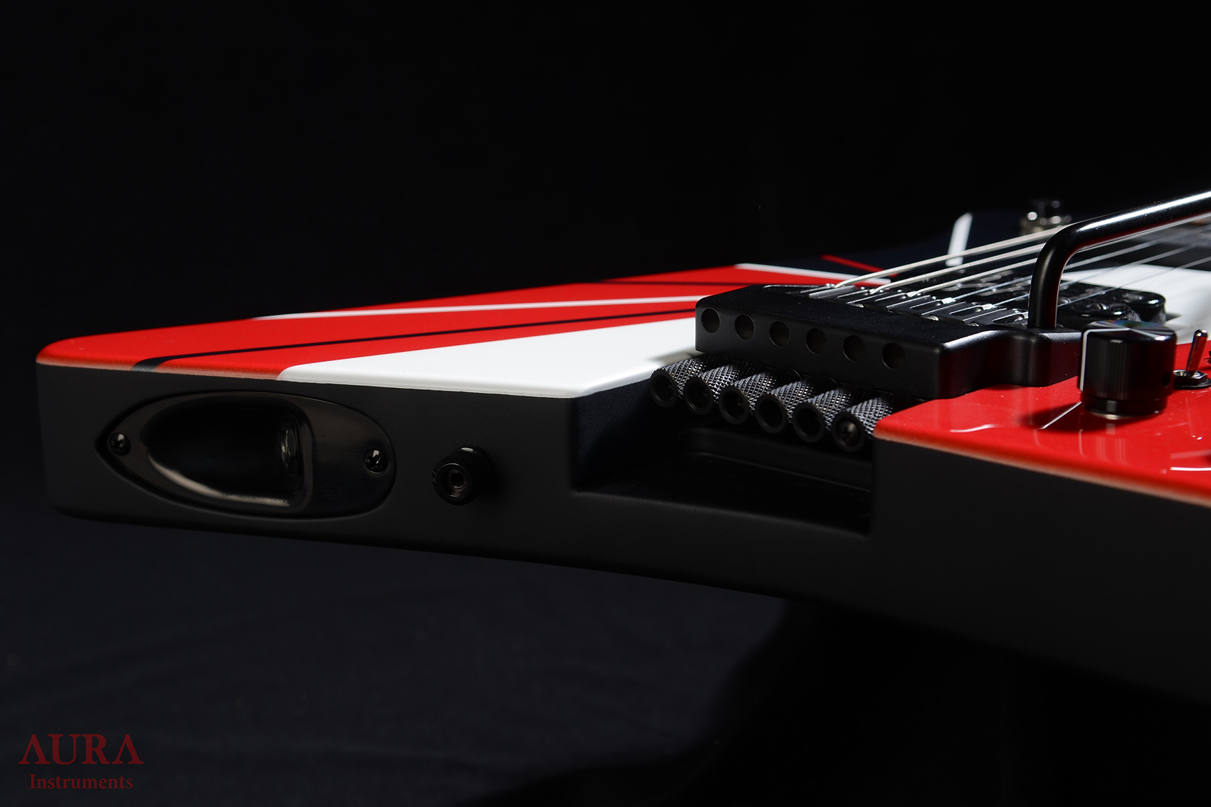 Handmade Aura Headless Explorer Guitar detail 14