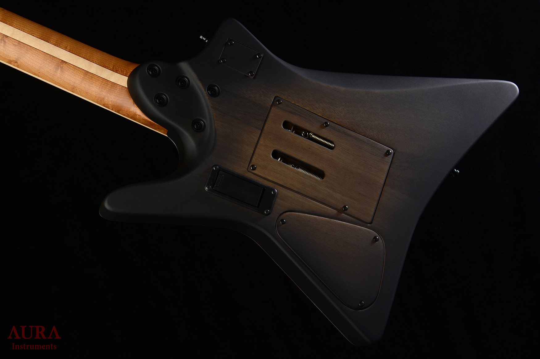 Handmade Aura Headless Explorer Guitar detail 19