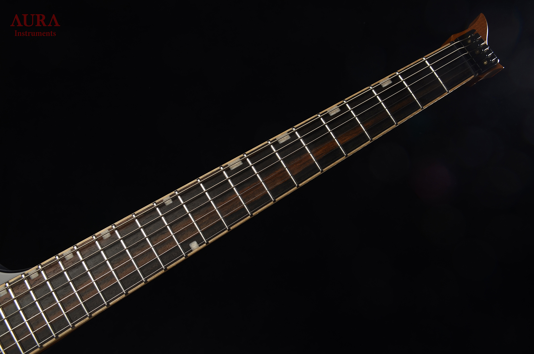Handmade Aura Headless Explorer Guitar detail 8