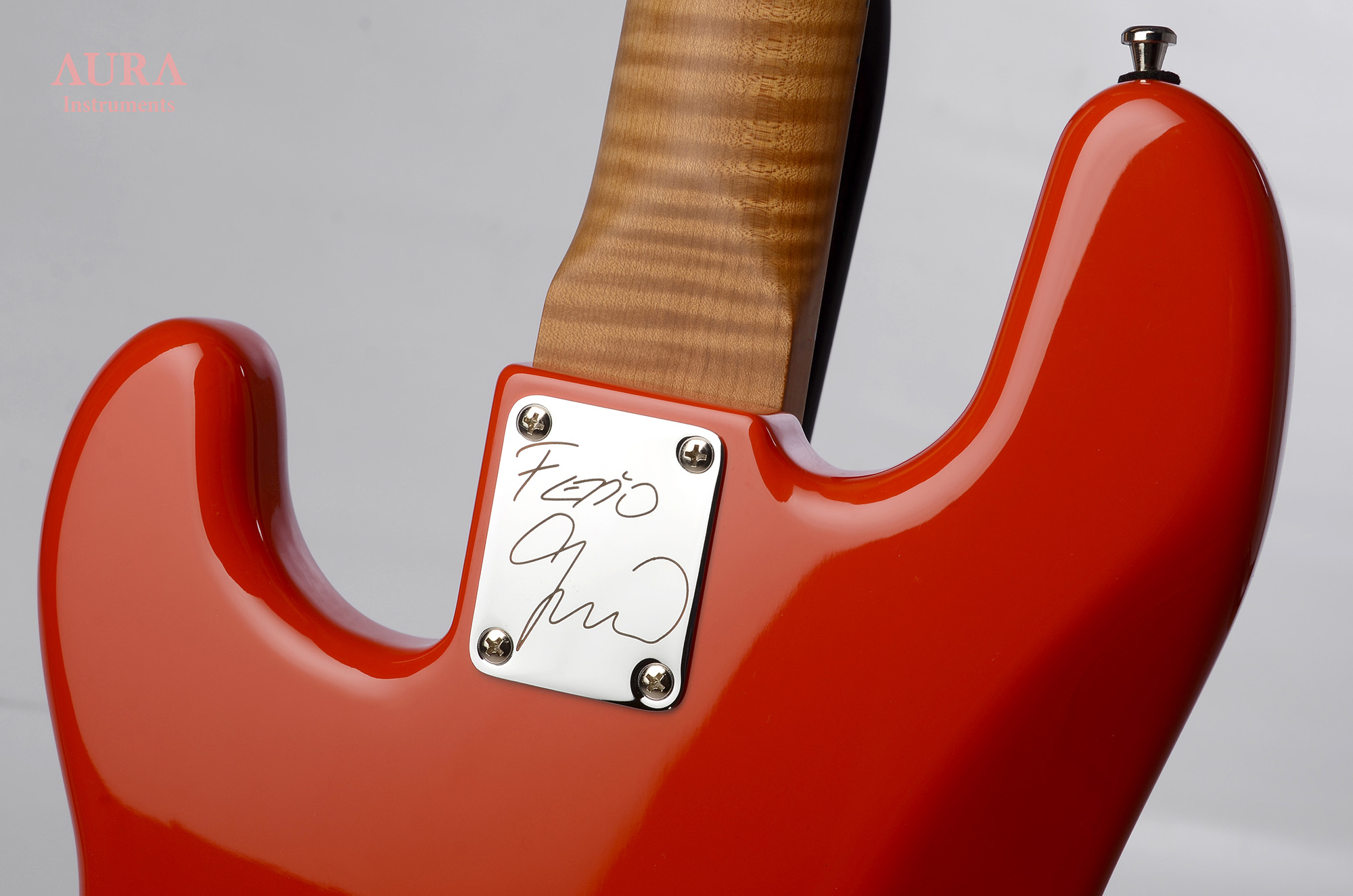 Bassguitar Aura Precision Bass Red Fiesta detail 2