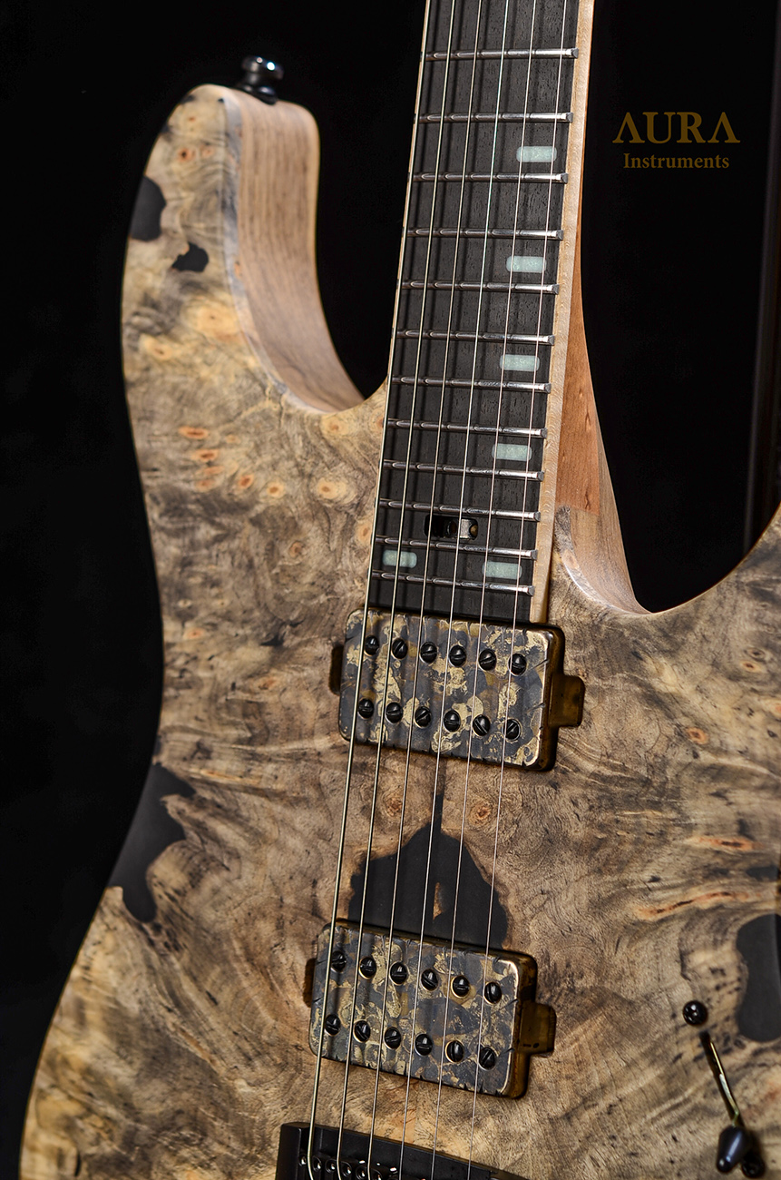 Electric guitar Aura The Sulfur detail 8