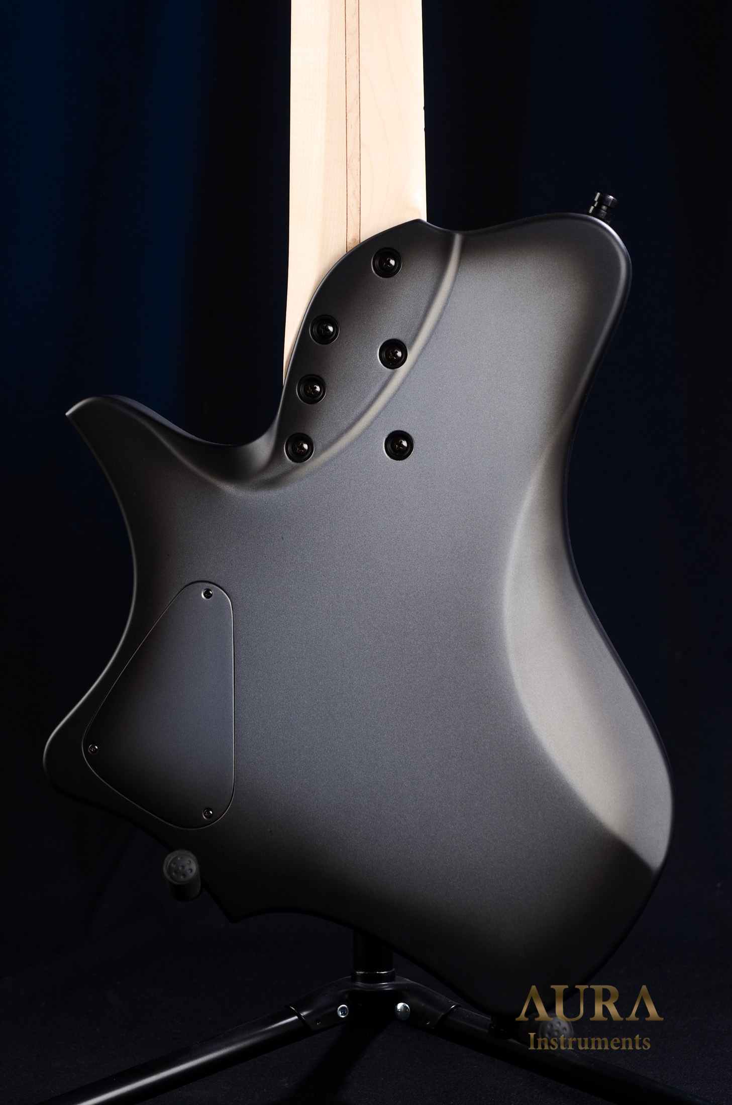 Headless Guitar Aura 8 Root detail 9