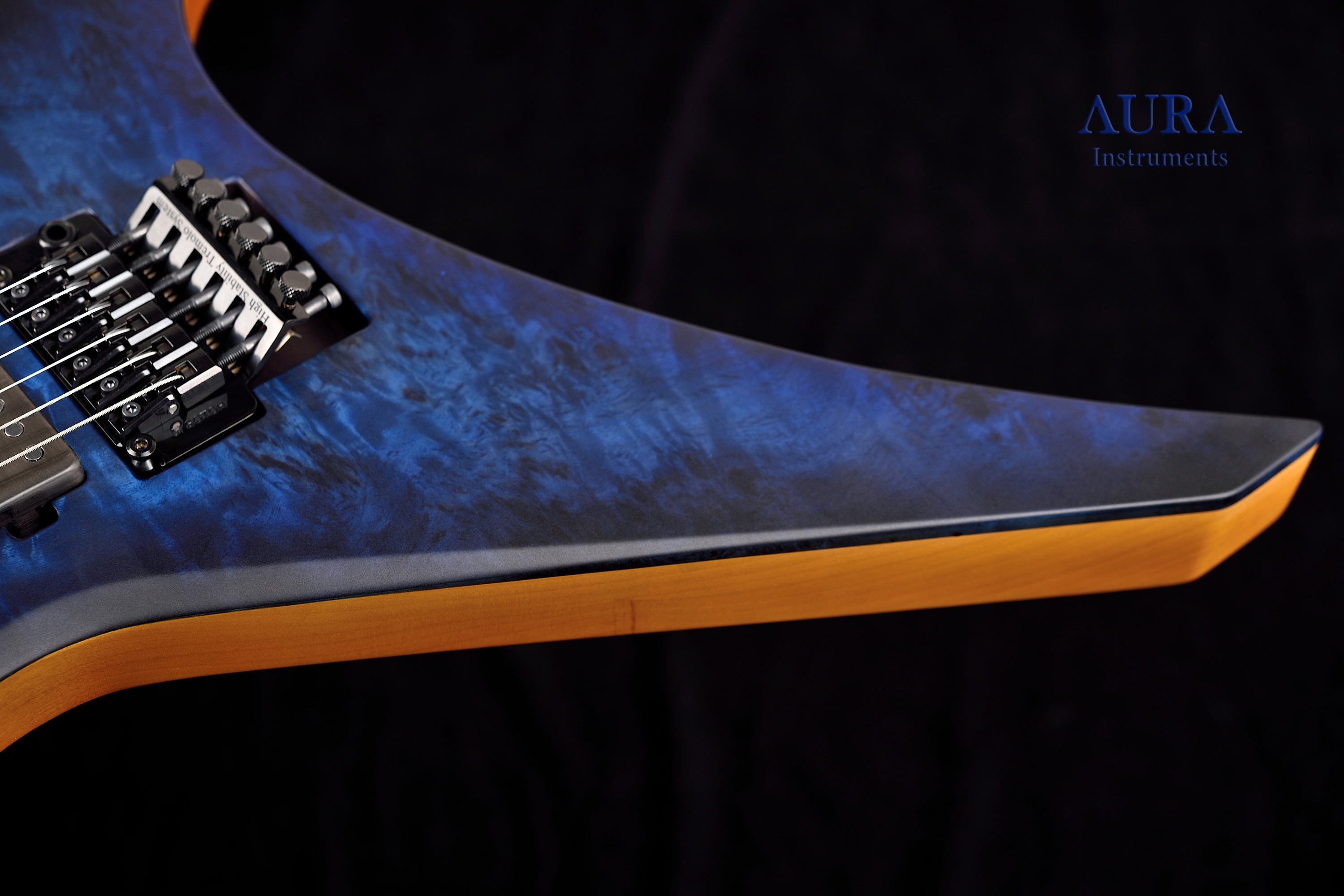 Electric guitar Aura Warrior detail 12