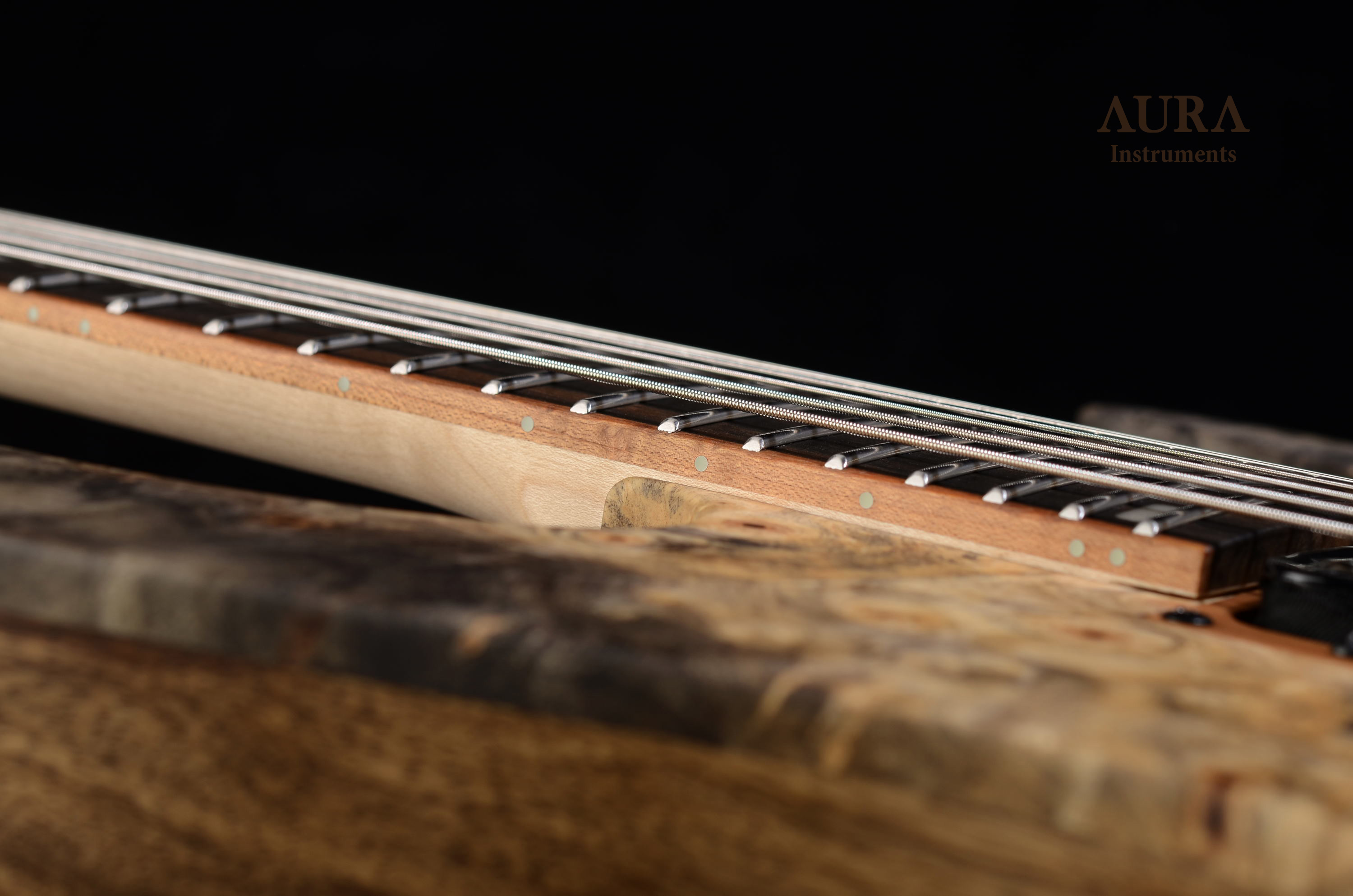 Electric guitar Aura The Crusher detail 10