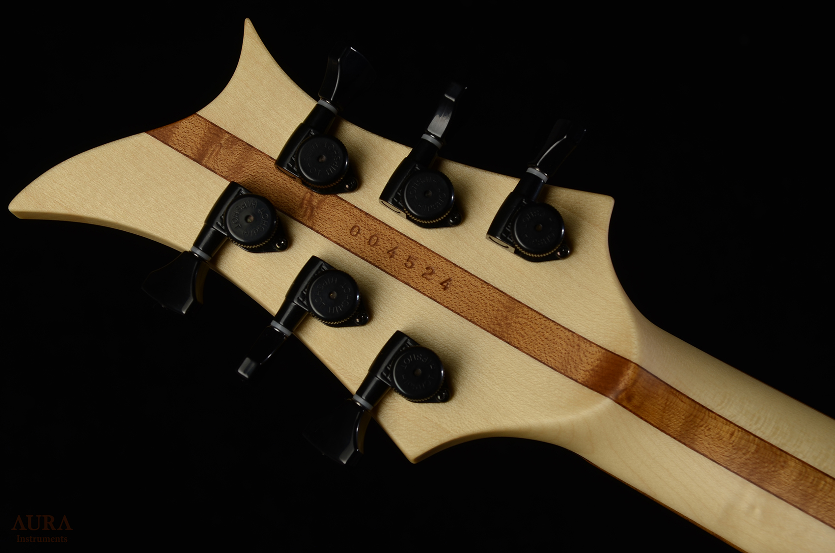 Handmade Guitar Aura Explorer TS detail 9