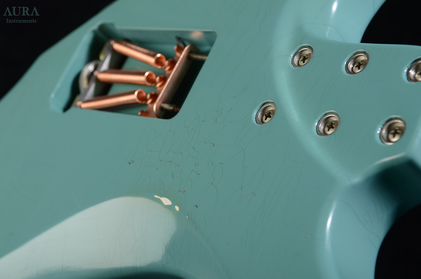 Handmade Aura Evocaster Headless Guitar detail 18