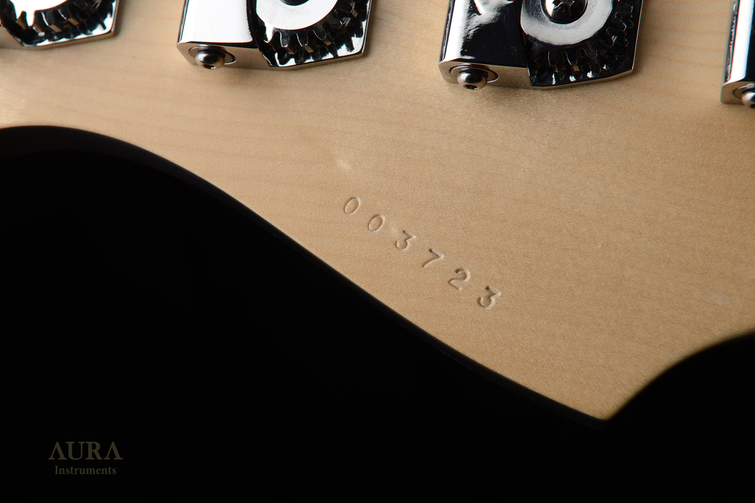 Handmade Aura P-Bass PK detail 8
