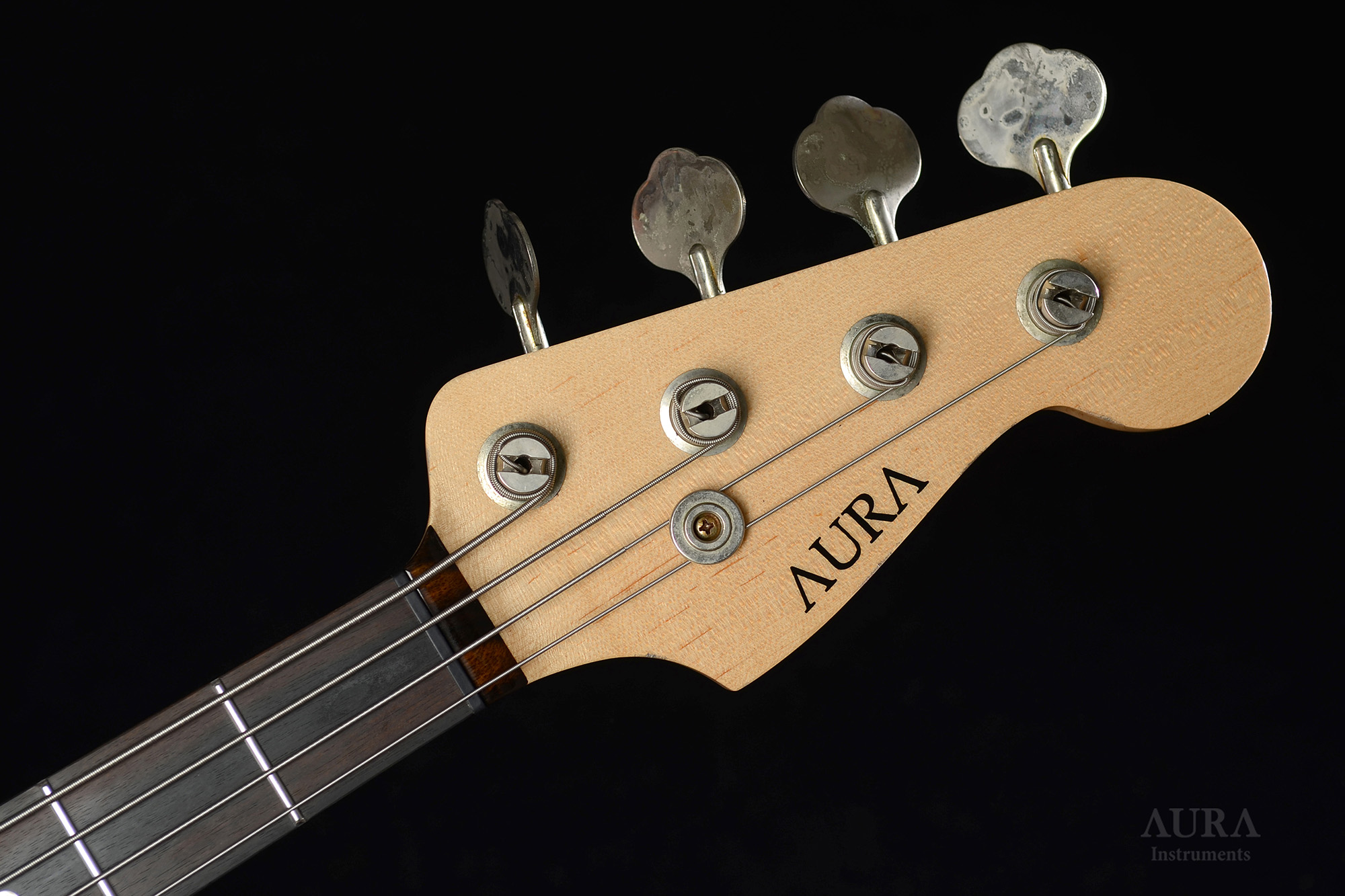 Handmade Aura Relic P-Bass detail 5