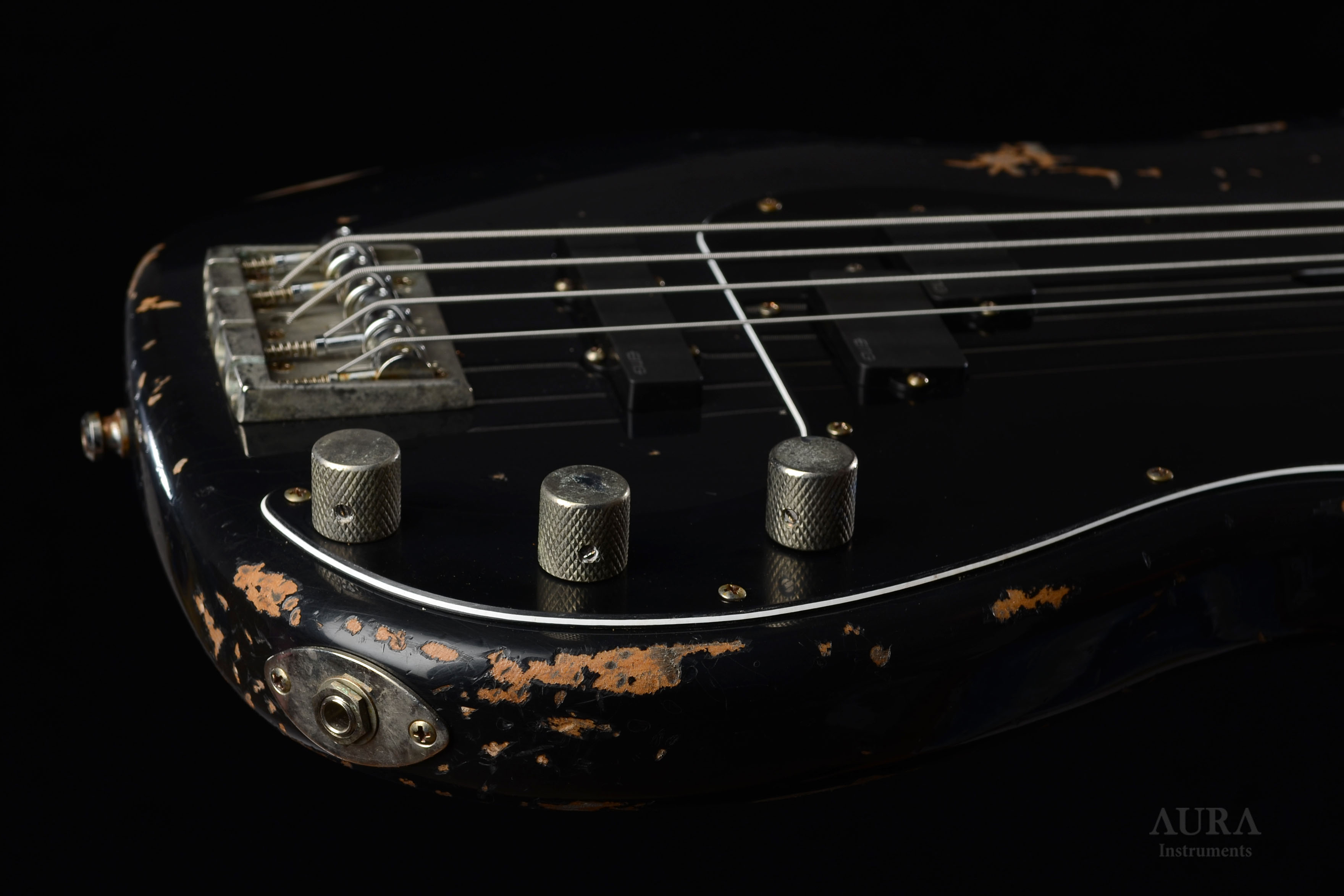 Handmade Aura Relic P-Bass detail 7