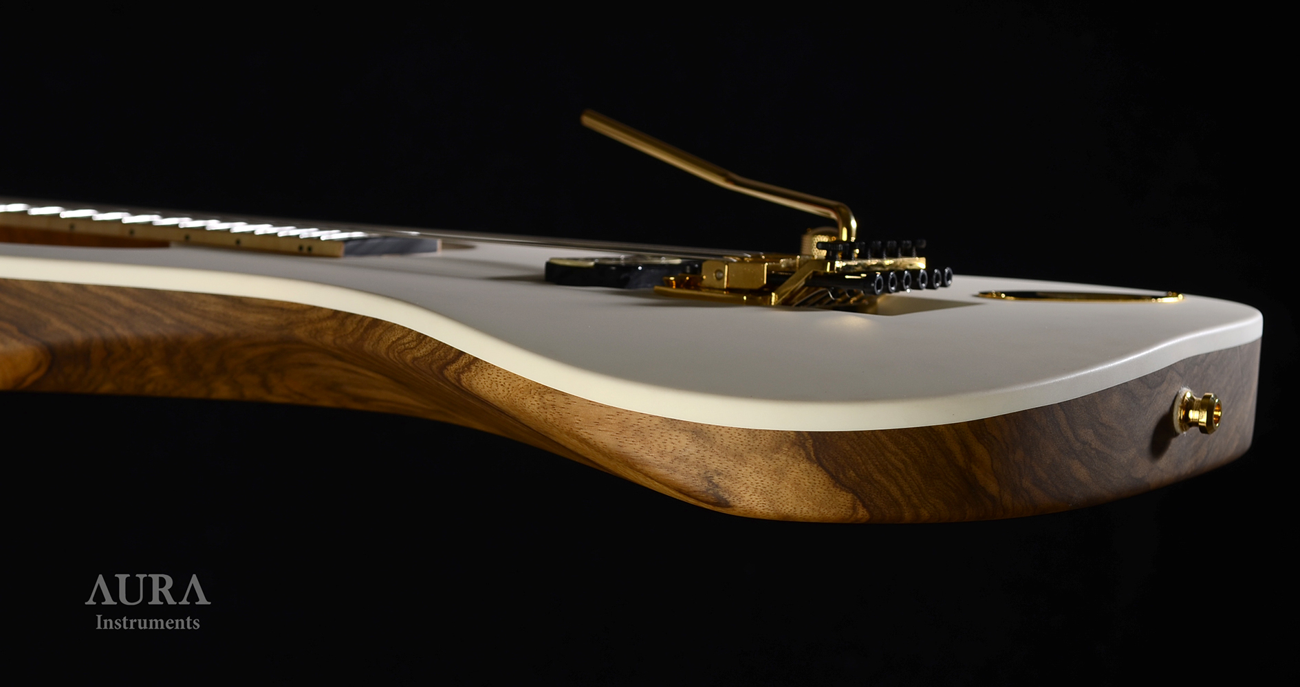 Handmade Guitar Aura COB HC detail 13