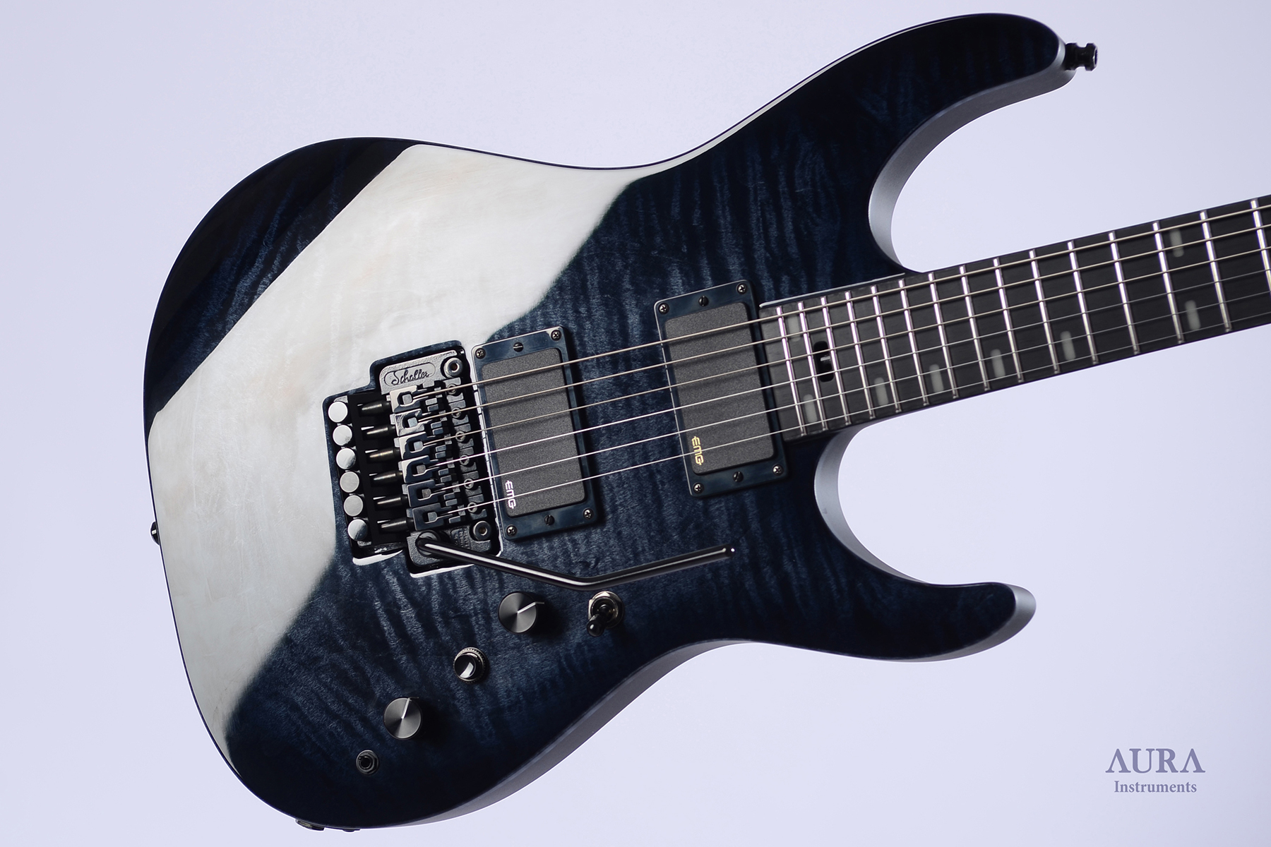Handmade electric guitar Aura Black Pearl detail 3