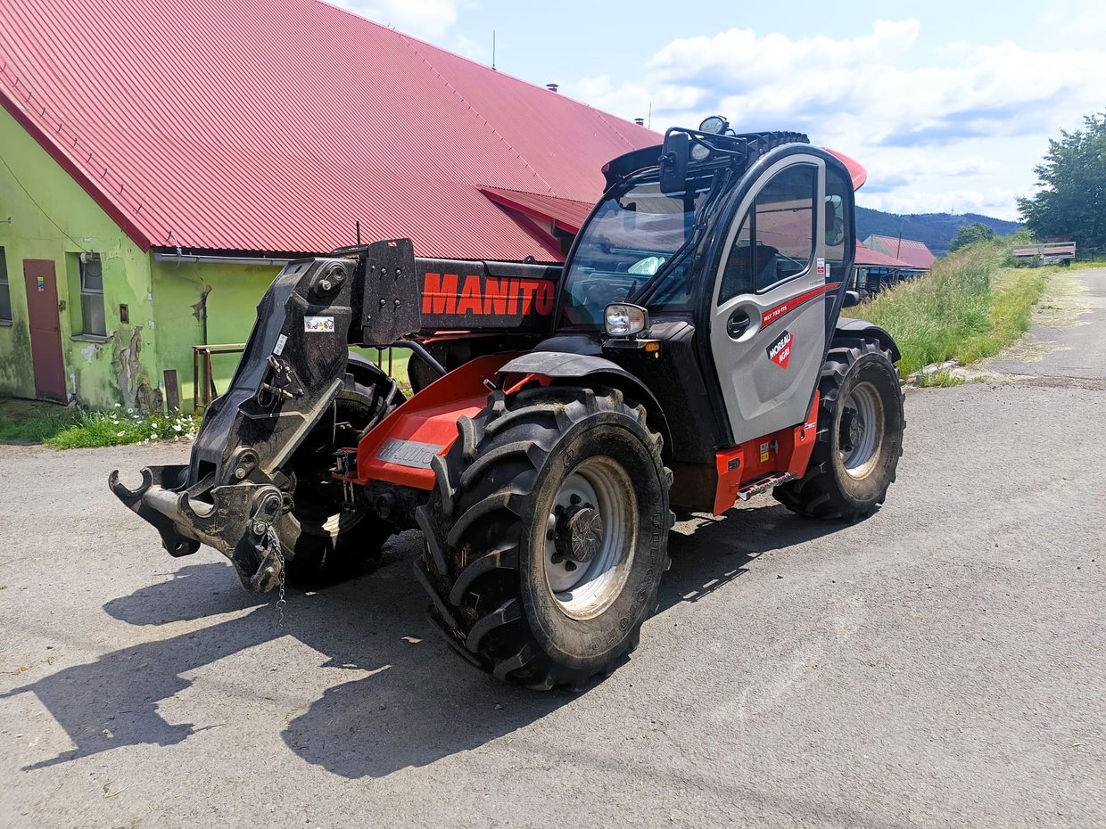 Teleskopický manipulátor Manitou