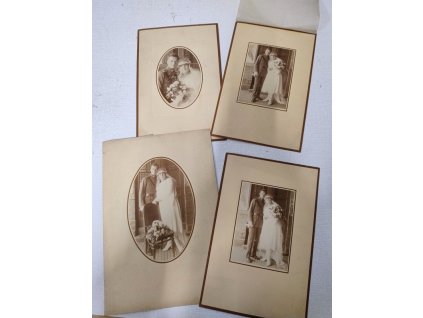 Konvolut čtyř svatebních fotografií, muž v provorepublikové uniformě, 0